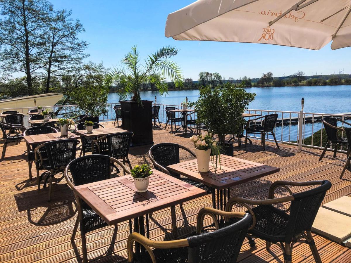 Hotel & Restaurant Haus Am See Locknitz Bagian luar foto